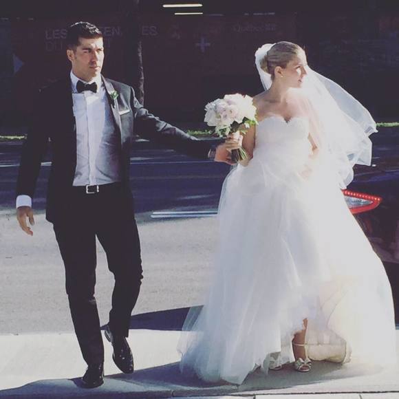 Meet your Posher, Alyx - Picture 1 of 1